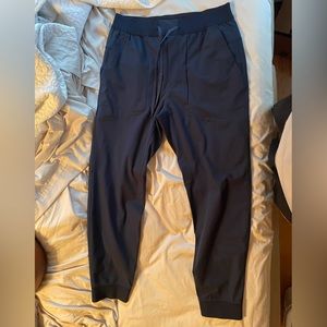 Lululemon ABC joggers size L Navy Blue